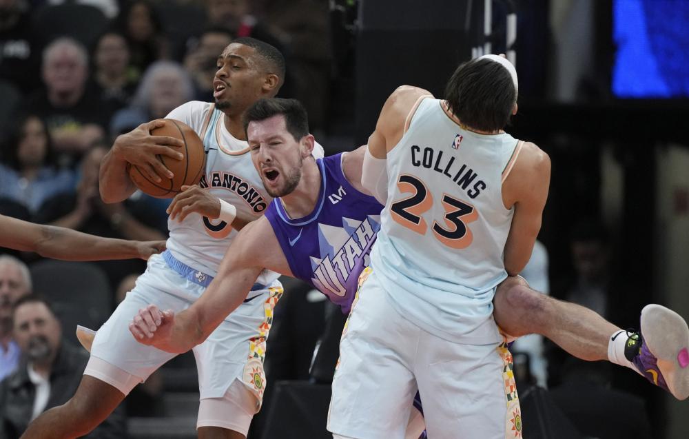 而山东赛艇 而山东赛艇